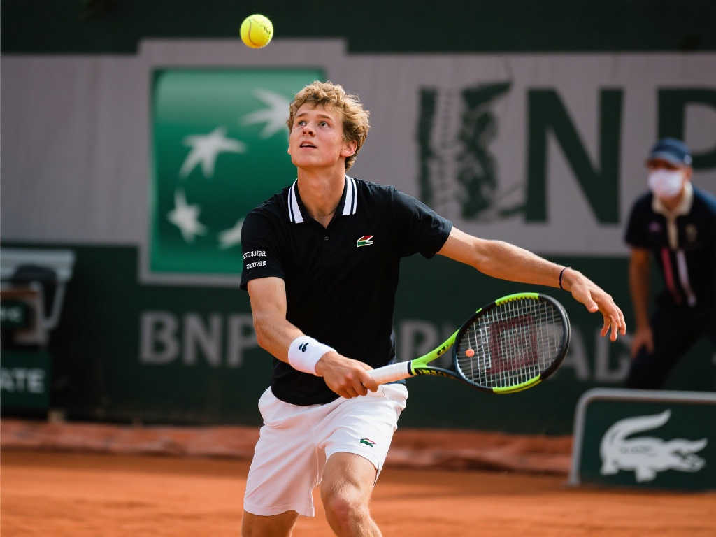 战获得了晋 战获得了晋